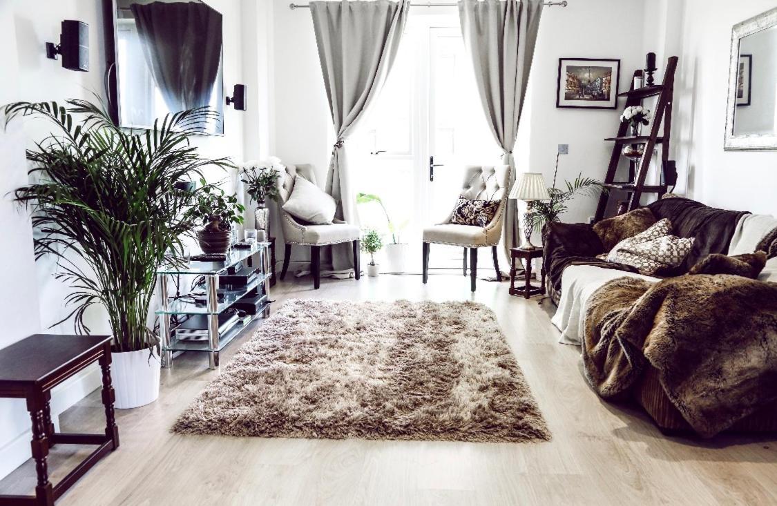 Lovely 2 Bed Apartment 15Mins From Bond St London Exterior photo