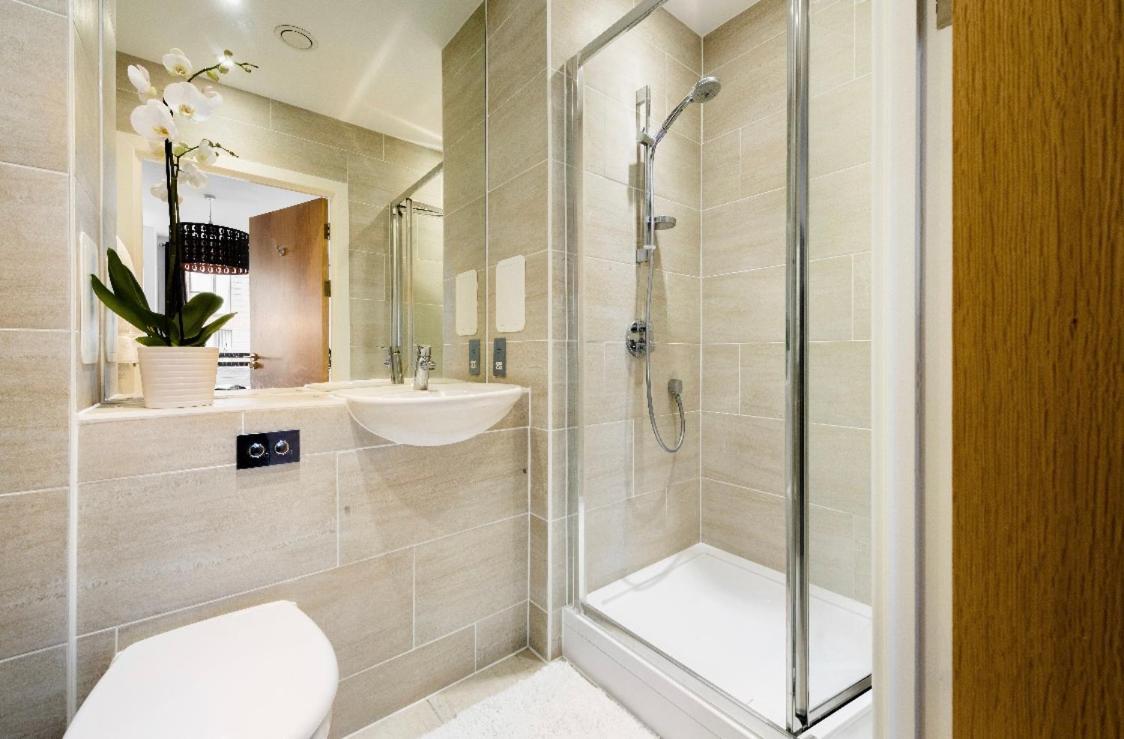 Lovely 2 Bed Apartment 15Mins From Bond St London Exterior photo